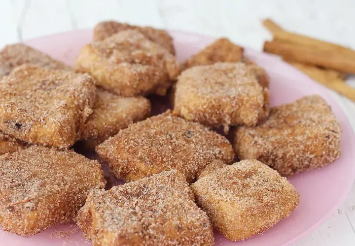 Deliciosa leche frita Thermomix, dorada y espolvoreada con azúcar y canela. ¡Un postre perfecto!