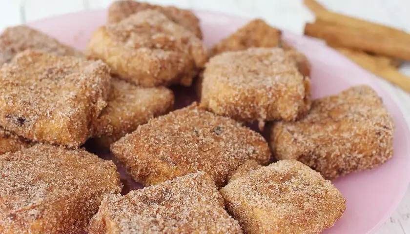 Deliciosa leche frita Thermomix, dorada y espolvoreada con azúcar y canela. ¡Un postre perfecto!