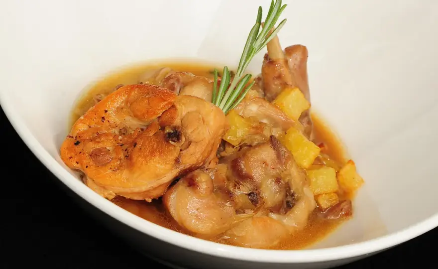 Conejo en salsa - La receta definitiva para un guiso tierno