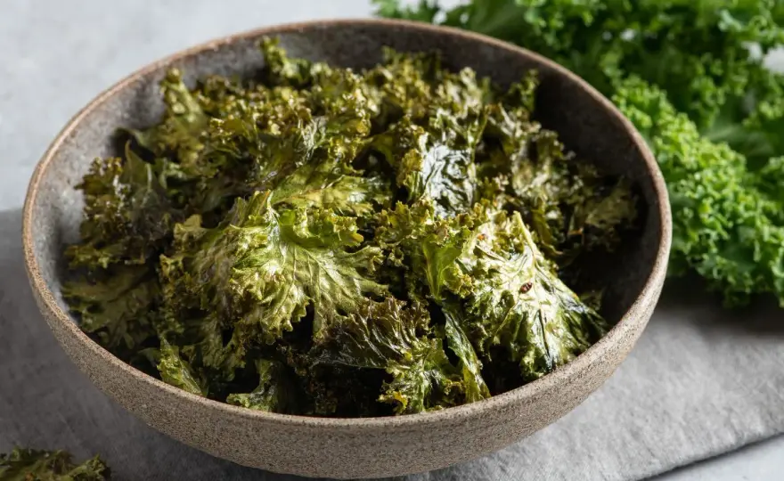 Recetas con kale para disfrutarlo en ensalada, salteado o chips