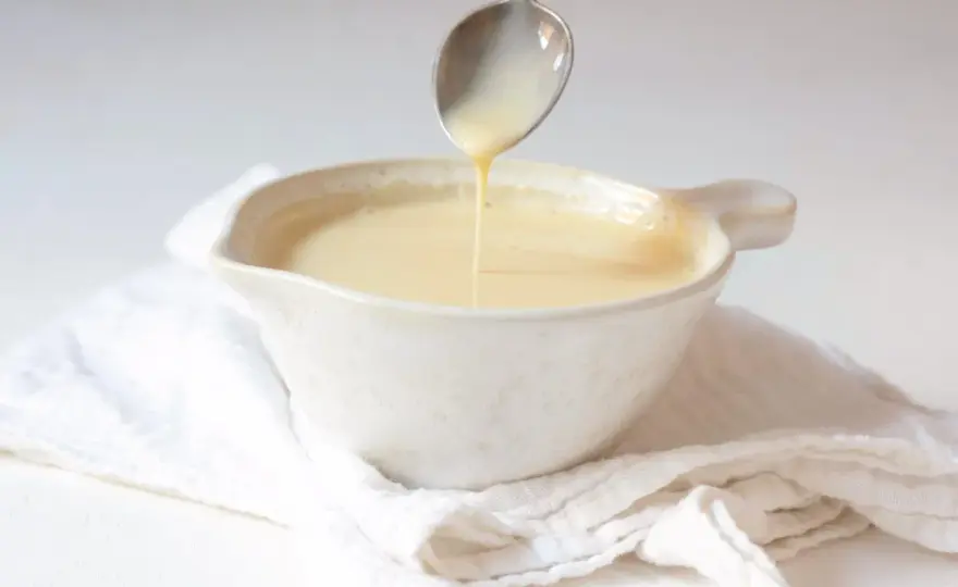 Crema inglesa perfecta: evita que se corte y úsala bien
