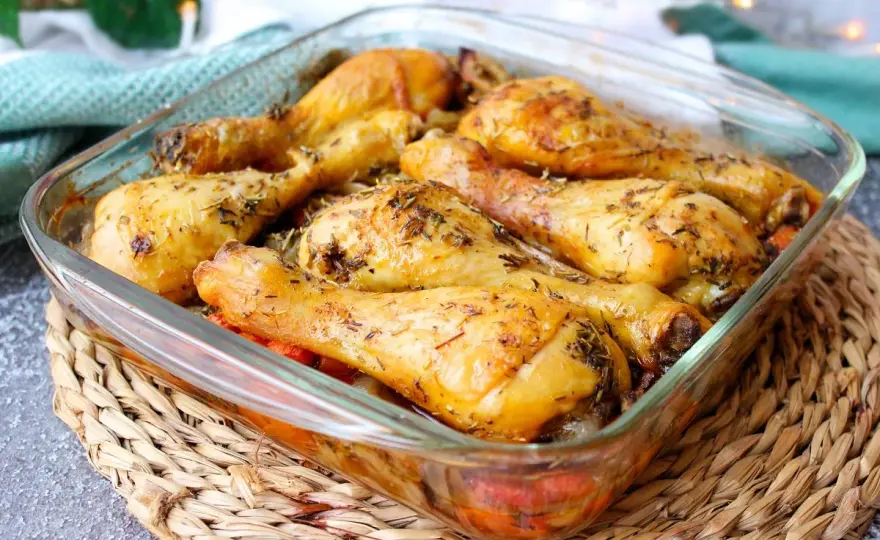 Muslos de Pollo al Horno - ¿Piel crujiente y carne jugosa?