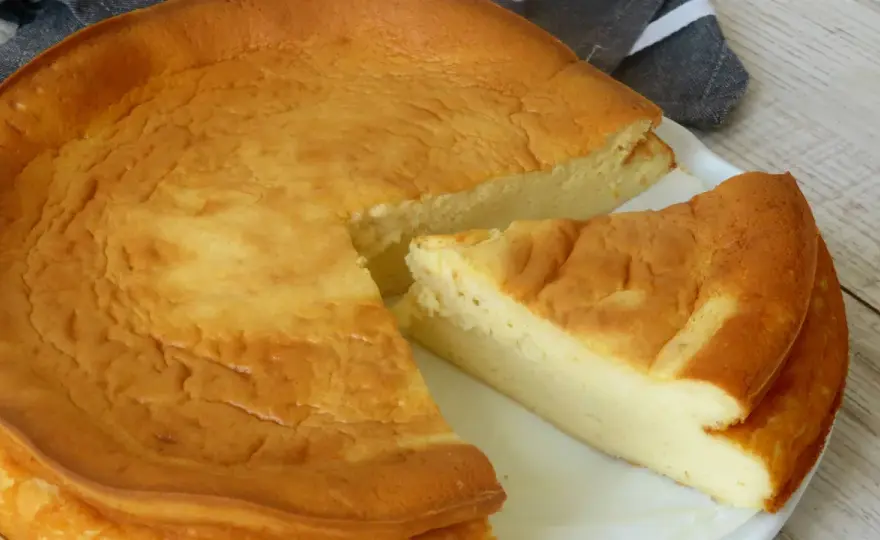 Tarta de queso Philadelphia al horno, cremosa y fácil