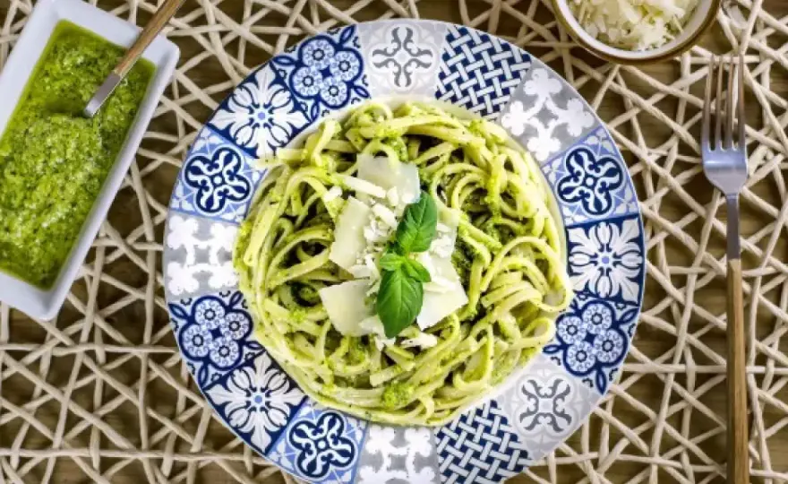 Pasta al Pesto Perfecta - El Secreto de una Salsa Verde