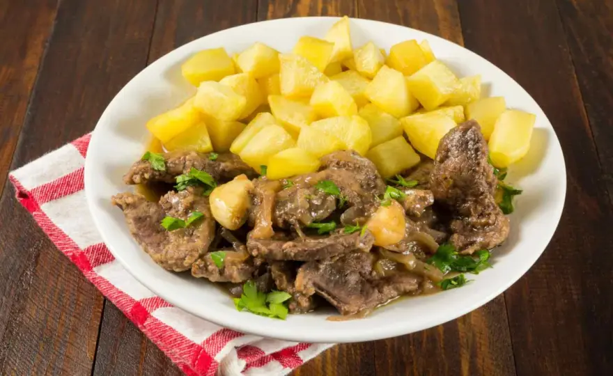 Higaditos de pollo encebollados - El secreto de la tapa perfecta