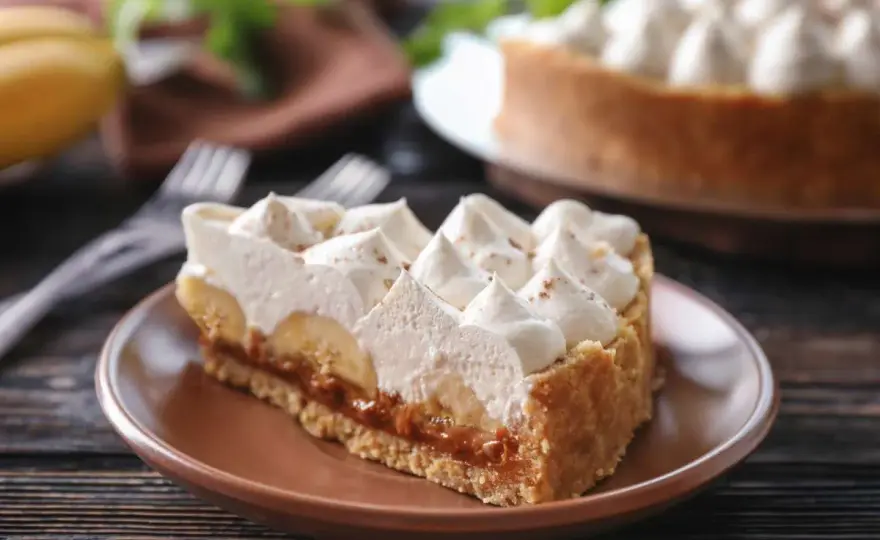 Tarta banoffee sin horno con plátano y dulce de leche